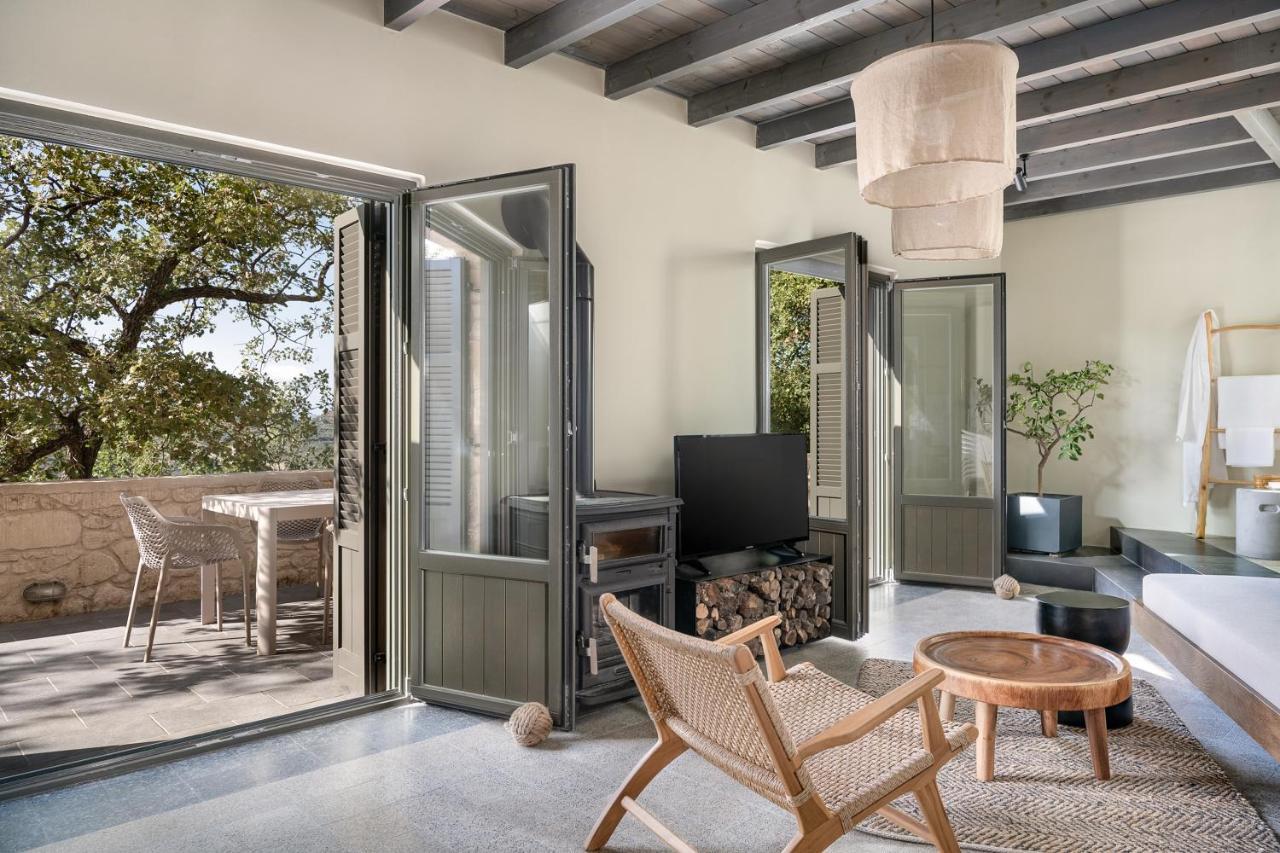 Velanis Ηouse, Style Into Nature - Secluded Kíssamos Exterior foto